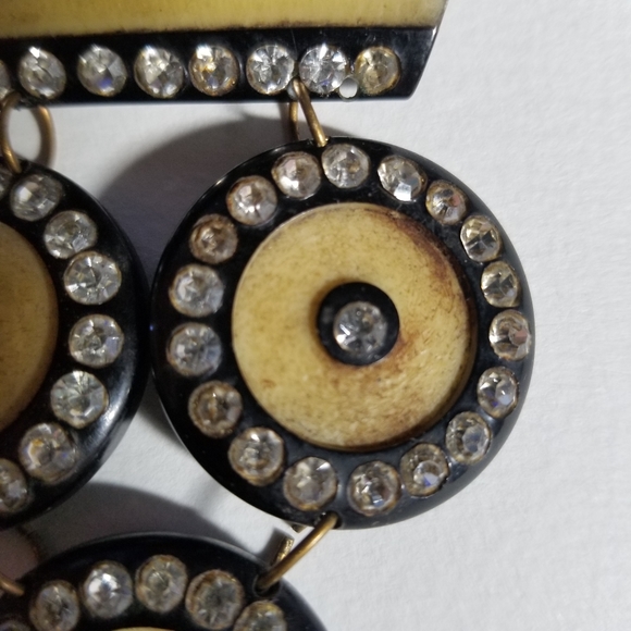 Relisted-Vintage Art Deco brooch early plastic pin yellow black clear rhinestone - Picture 13 of 16